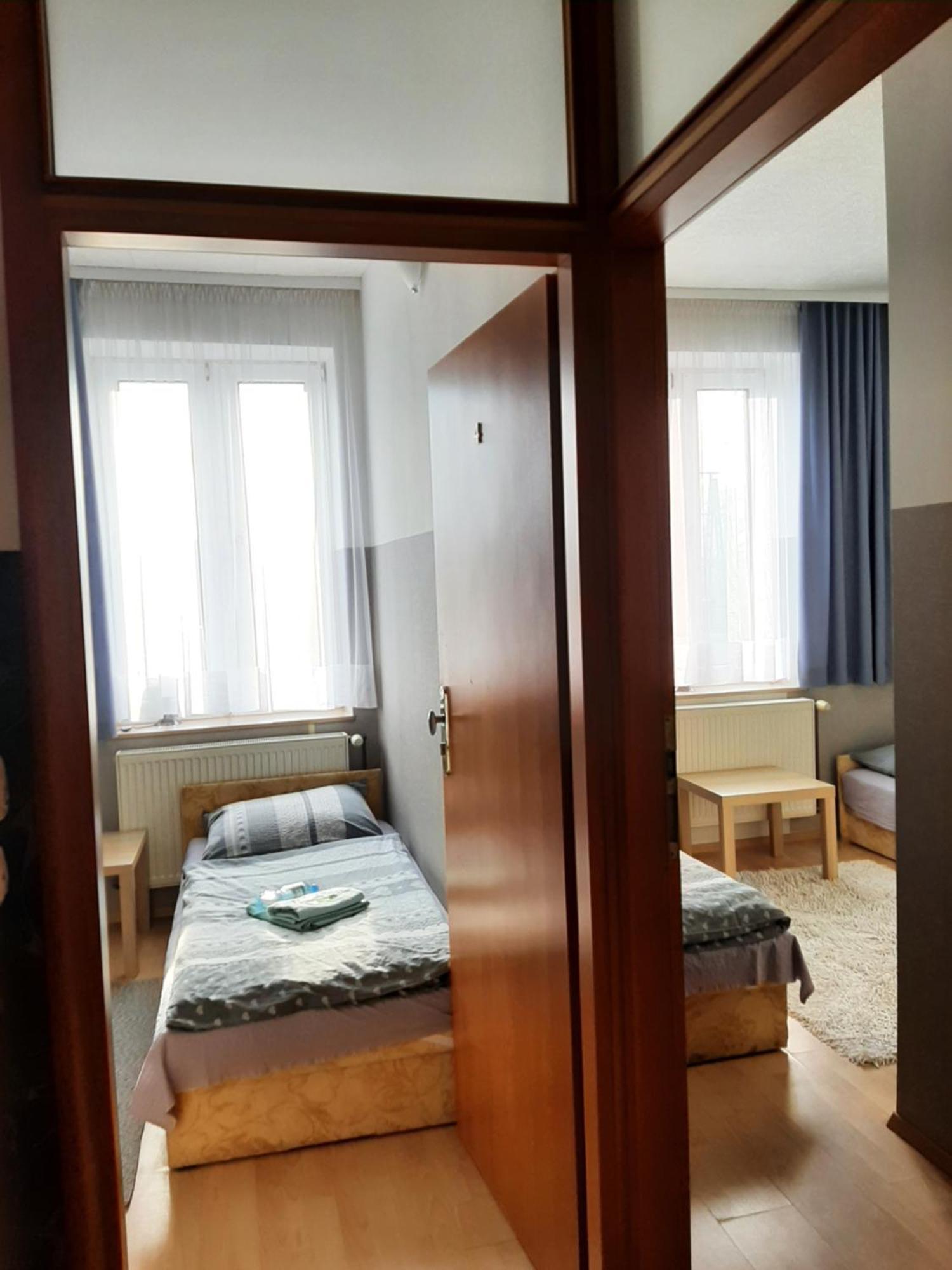 Noclegi Viktor Kalwaria Zebrzydowska Esterno foto