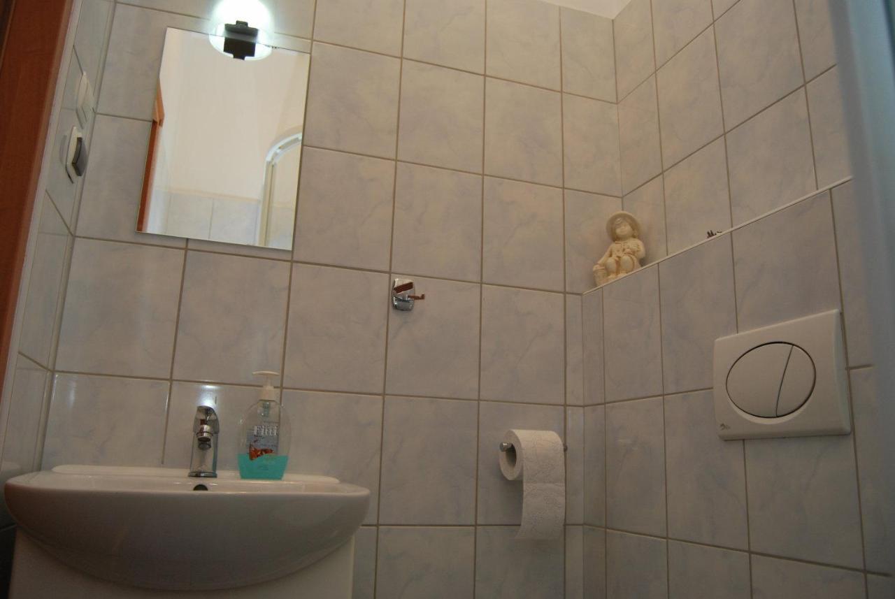 Noclegi Viktor Kalwaria Zebrzydowska Camera foto